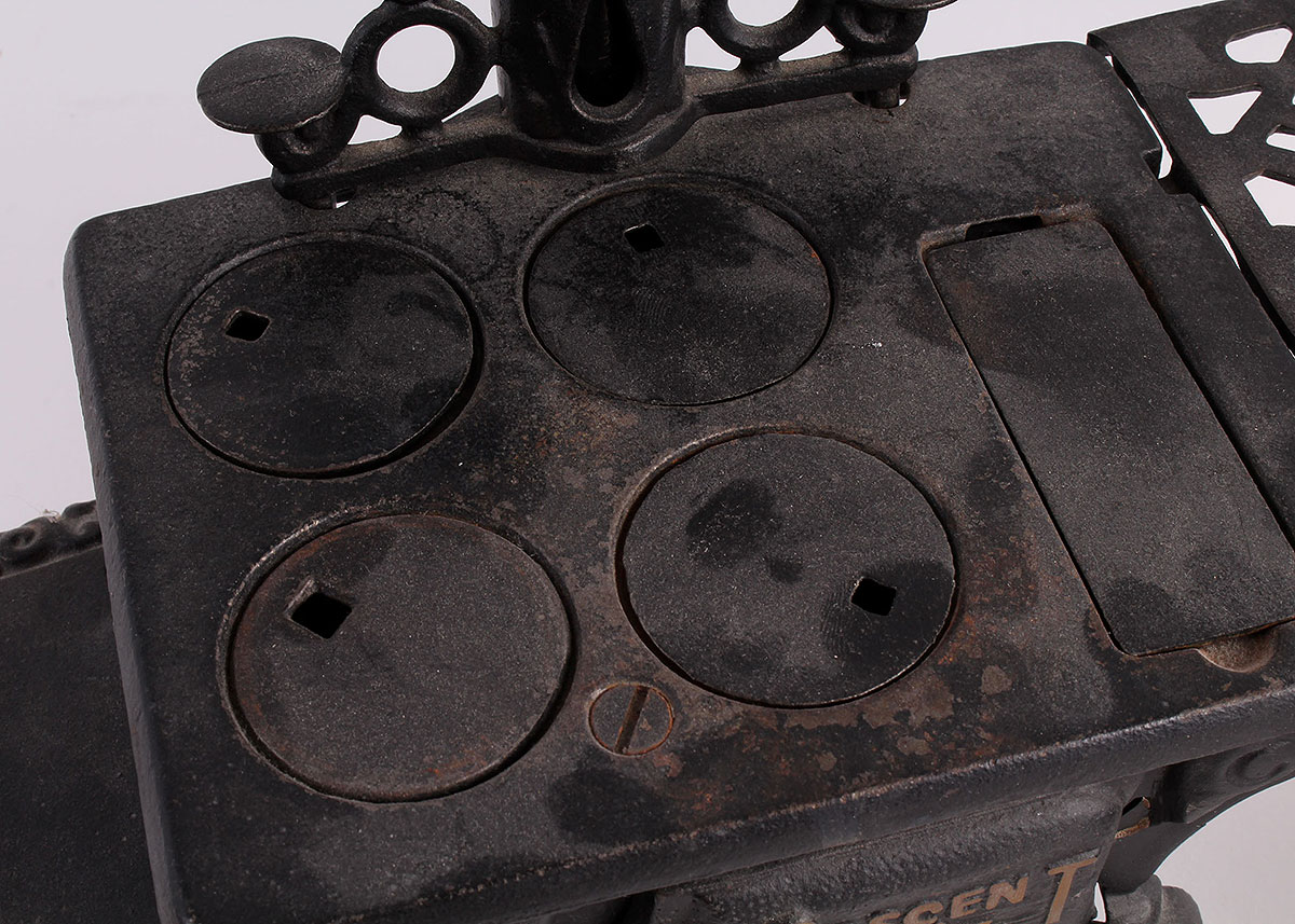 Cast Iron Doll Stoves