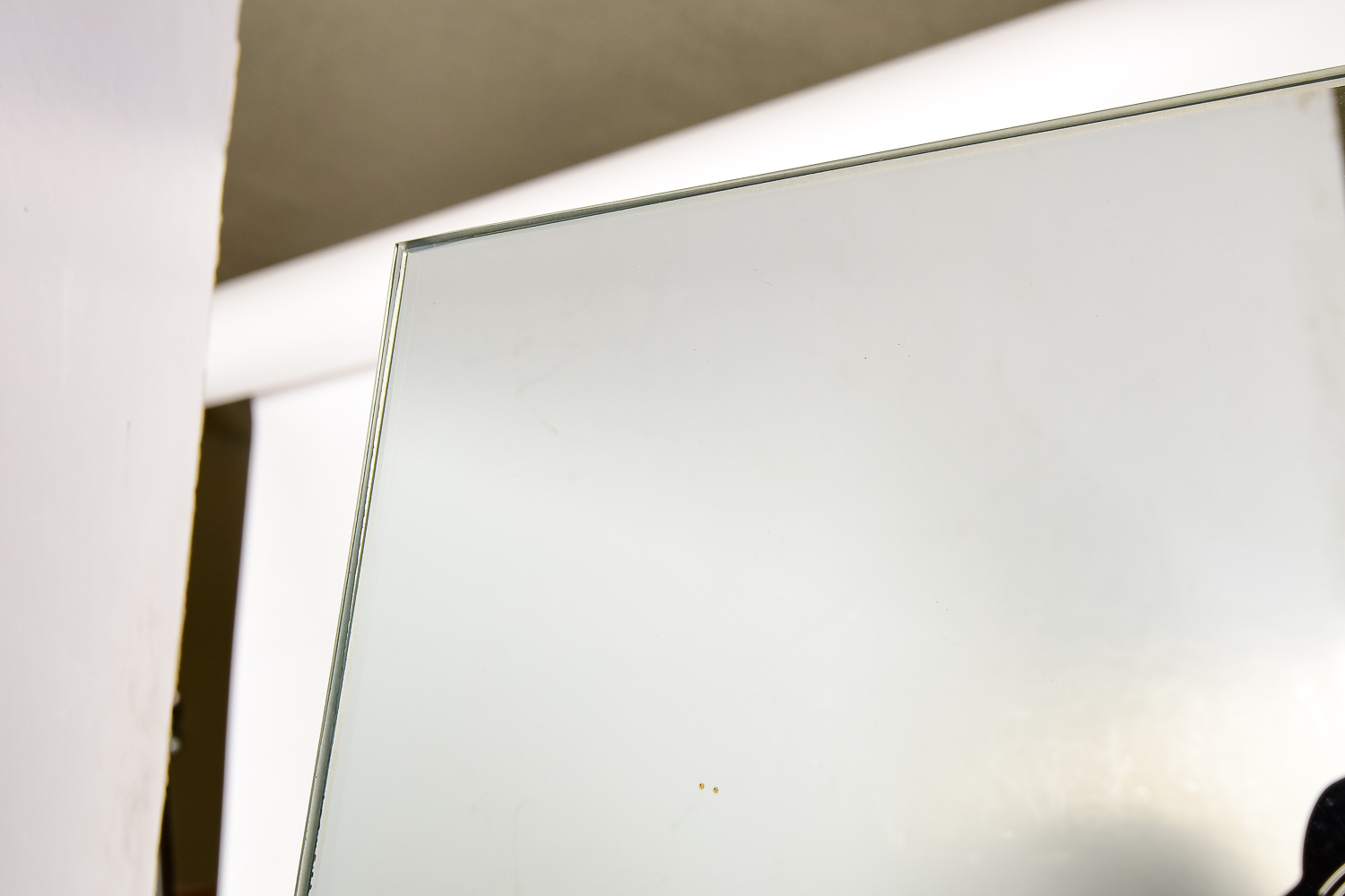 Mirrored Obelisk Pedestal