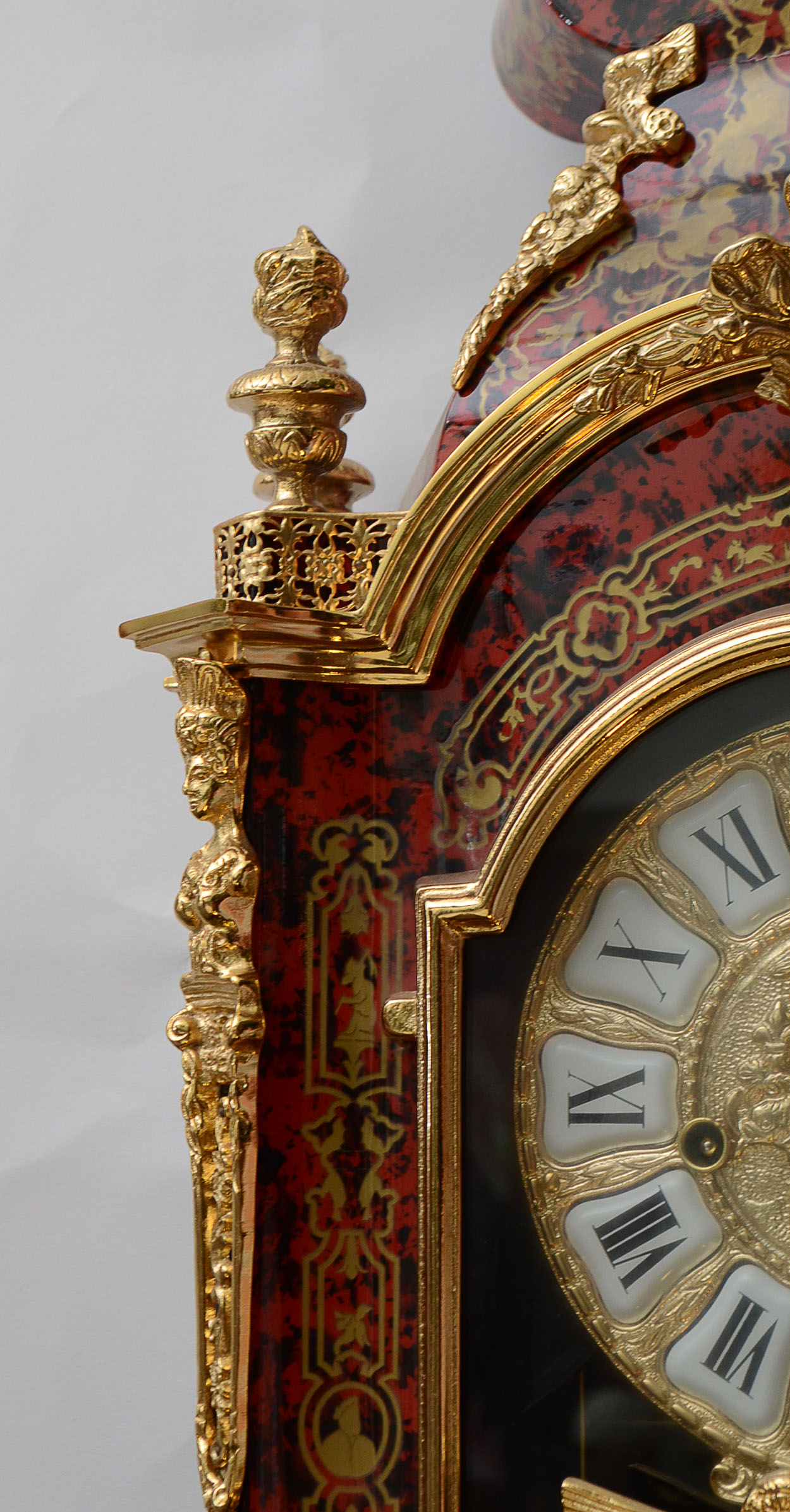 Italian Le Ore 24kt Gold Plate Clock and Table