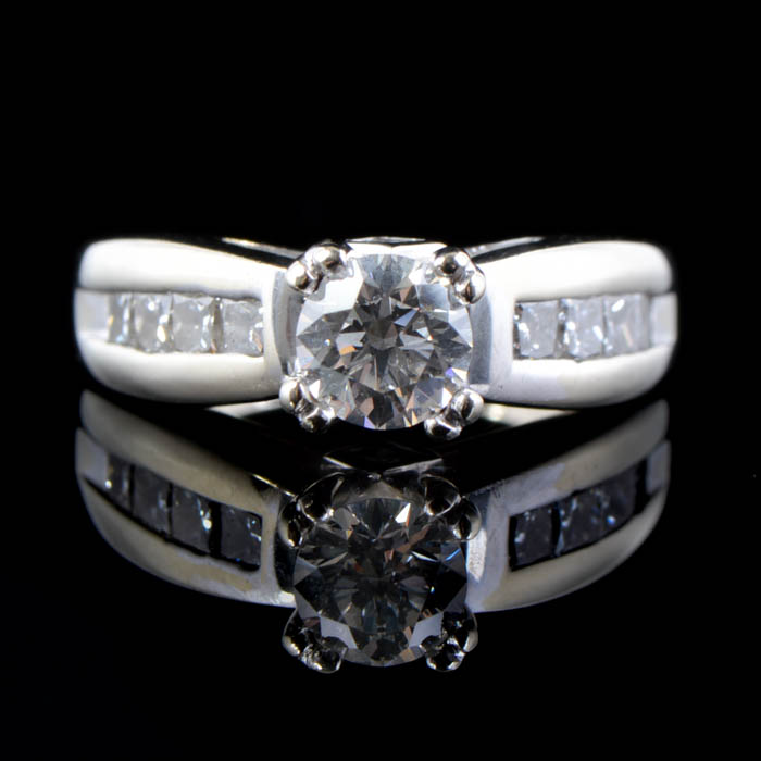 1.00CTW Diamond Platinum Engagement Ring