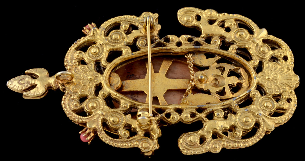 Vintage Japanese Inspired Noh Mask Openwork Costume Brooch/Pendant