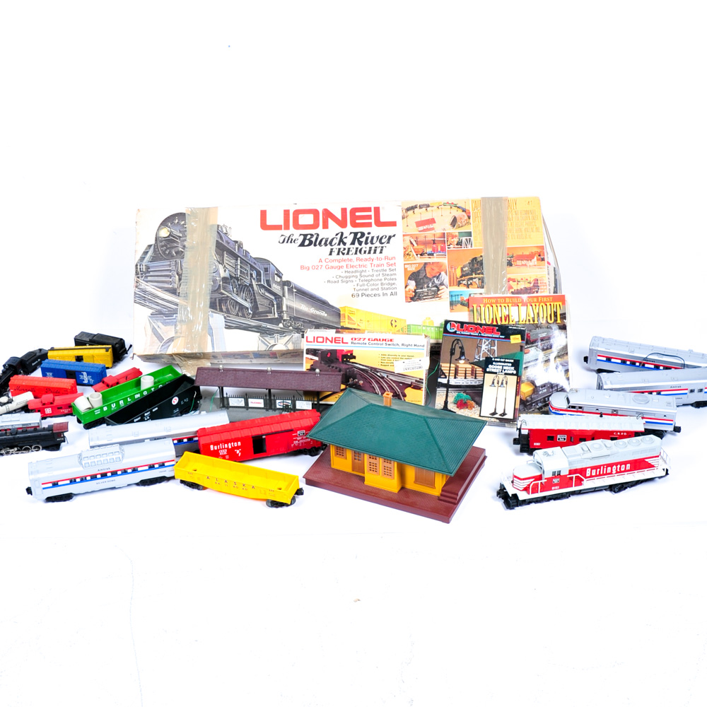 Lionel Black River Freight Train Set