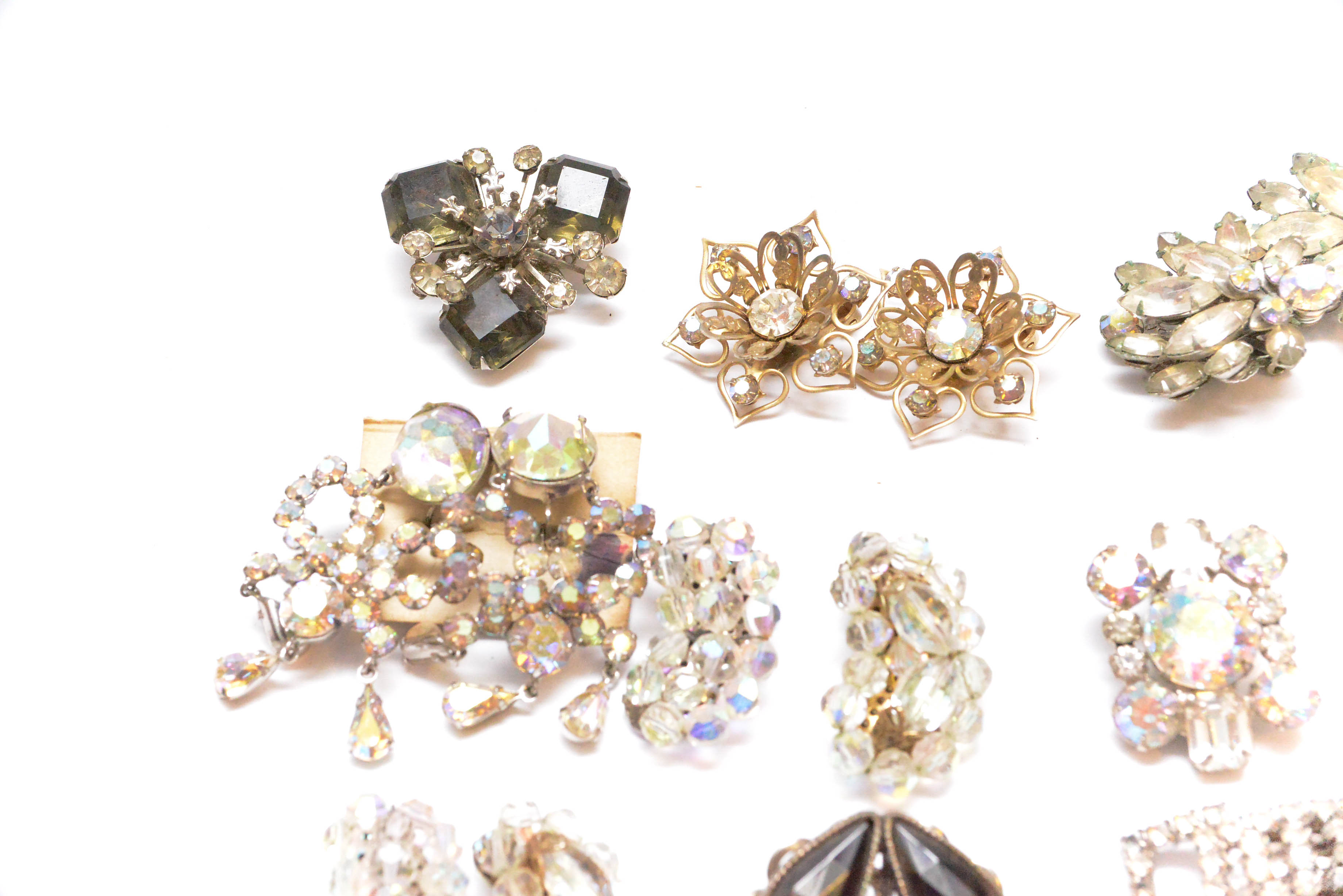 Assortment of Iridescent Costume Jewelry Items