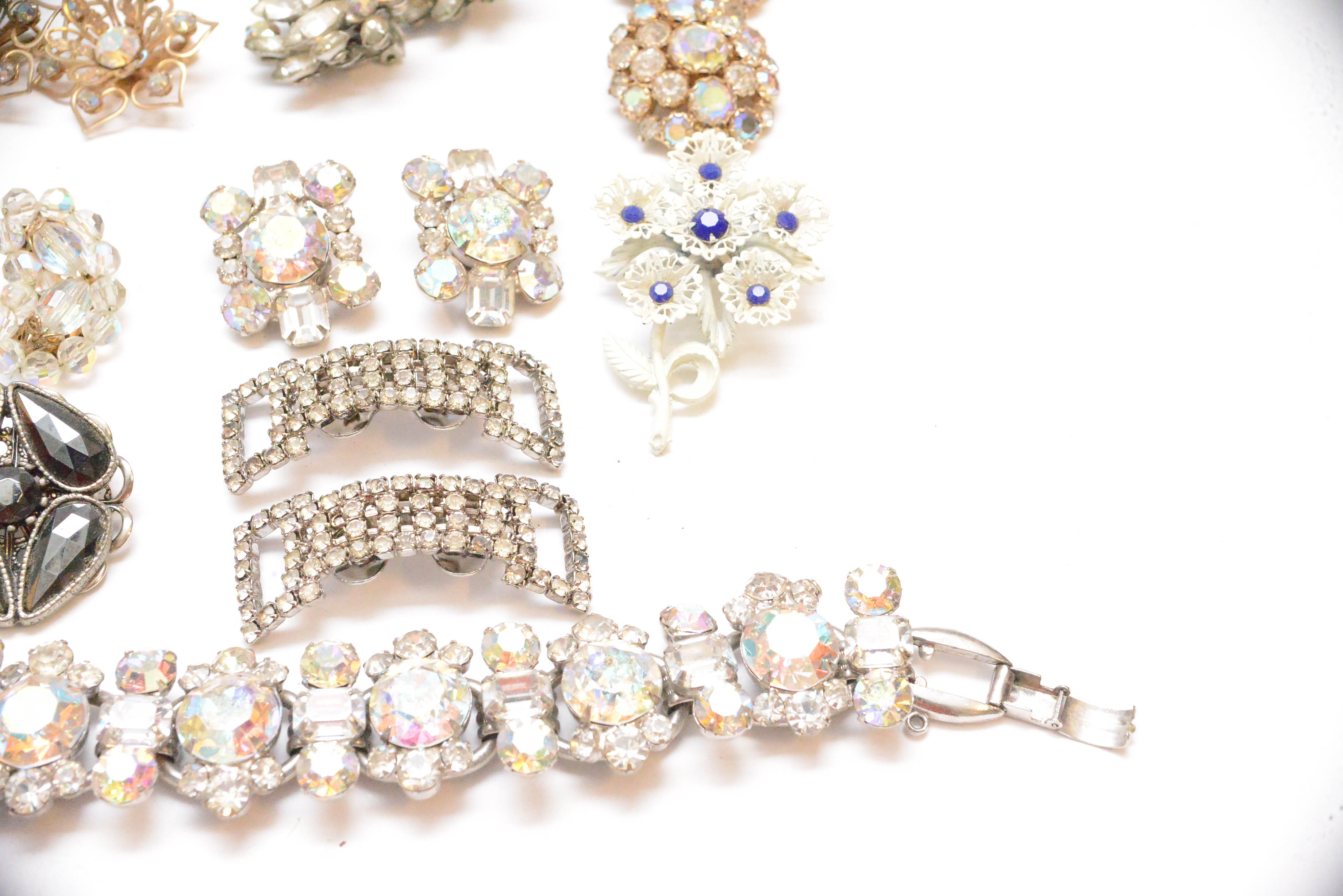 Assortment of Iridescent Costume Jewelry Items