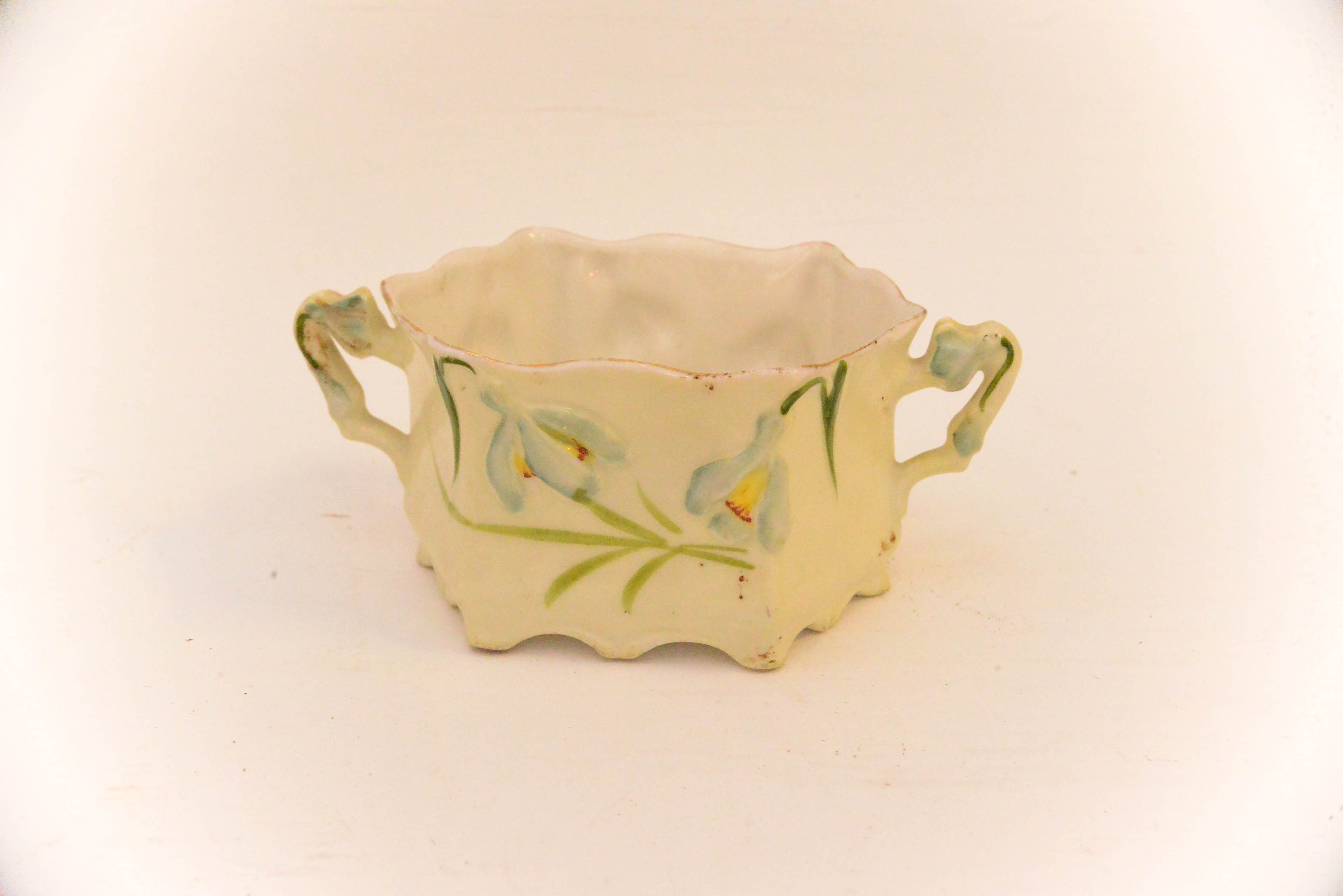 Porcelain Creamer and Sugar Bowl Set