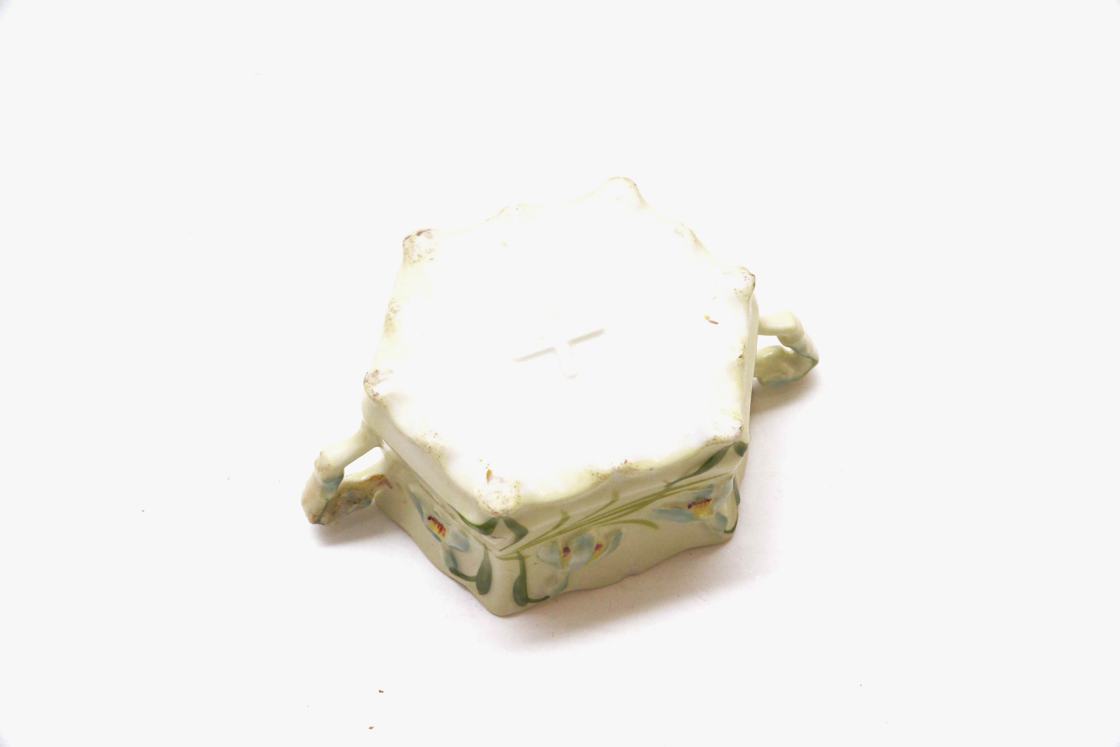 Porcelain Creamer and Sugar Bowl Set