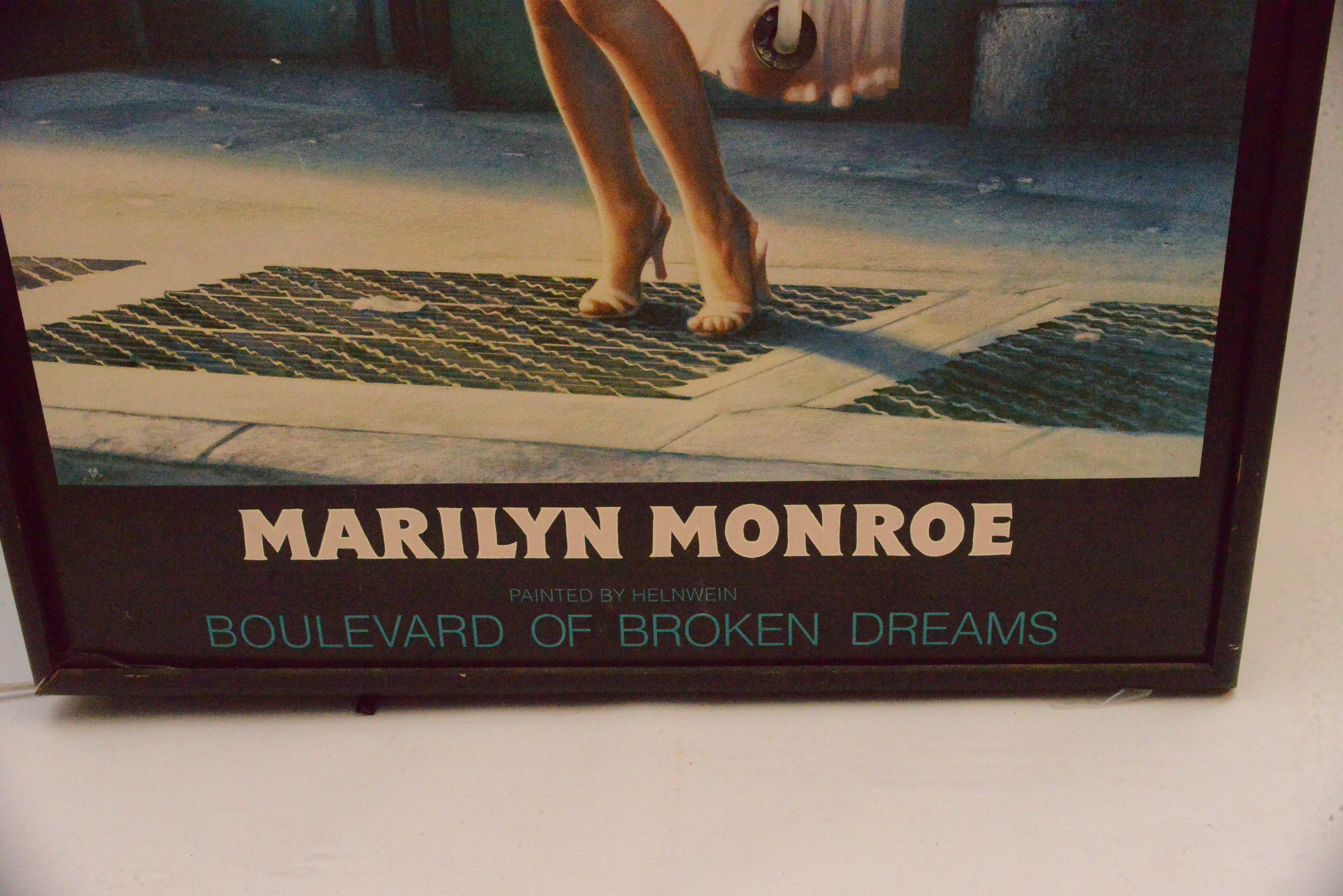 Marilyn Monroe Light Up "Boulevard of Broken Dreams" Lamp
