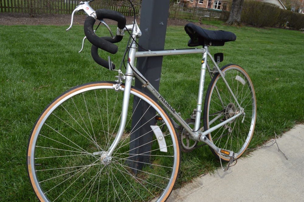 A 1987 Fuji Palisade Road Bicycle