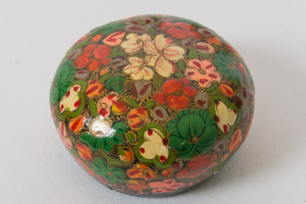 Assortment of Small Decor Items