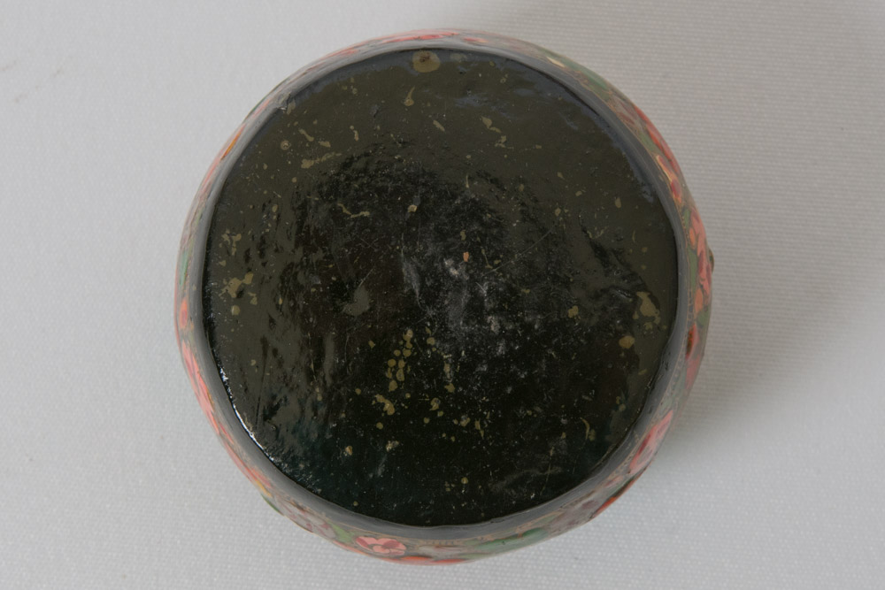 Assortment of Small Decor Items