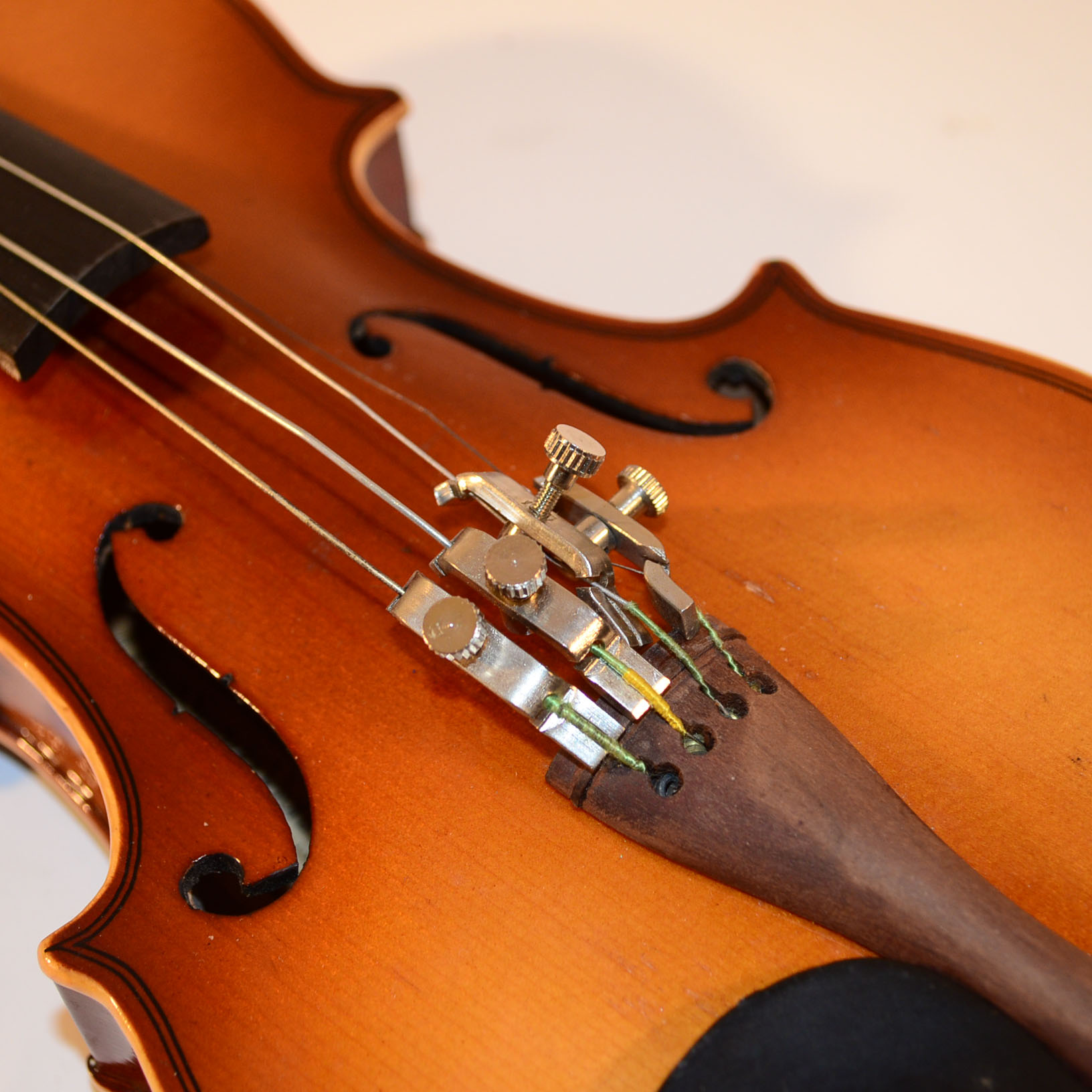 Fractional 1/8 Size Violin With Case