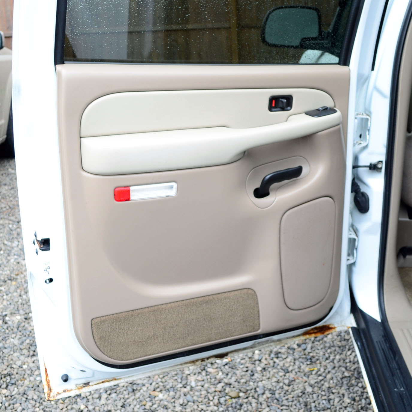 White 2003 GMC Yukon XL SUV