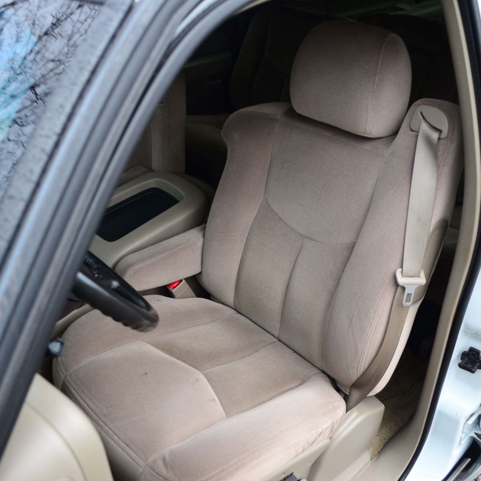 White 2003 GMC Yukon XL SUV