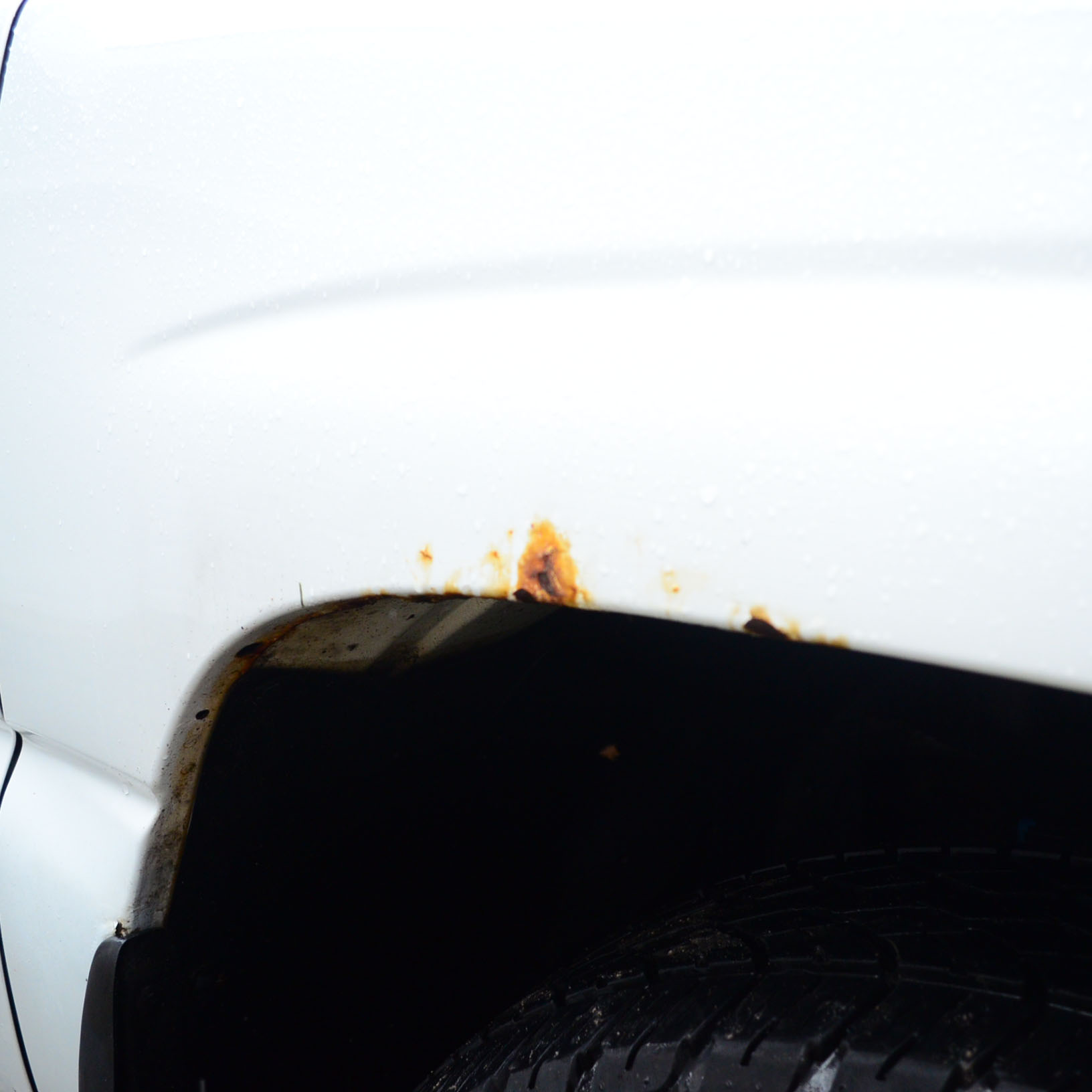 White 2003 GMC Yukon XL SUV