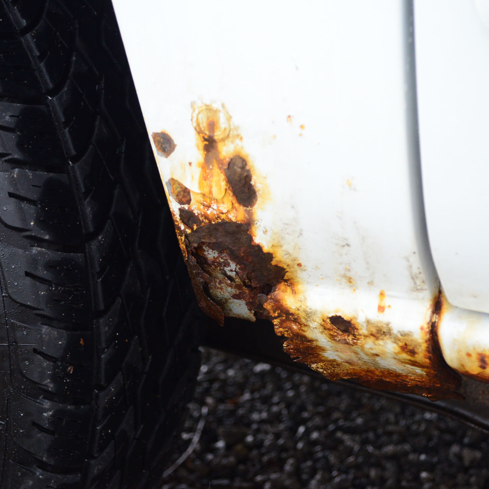 White 2003 GMC Yukon XL SUV