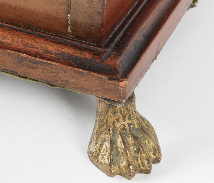 Large Assortment of Home Decorative Items