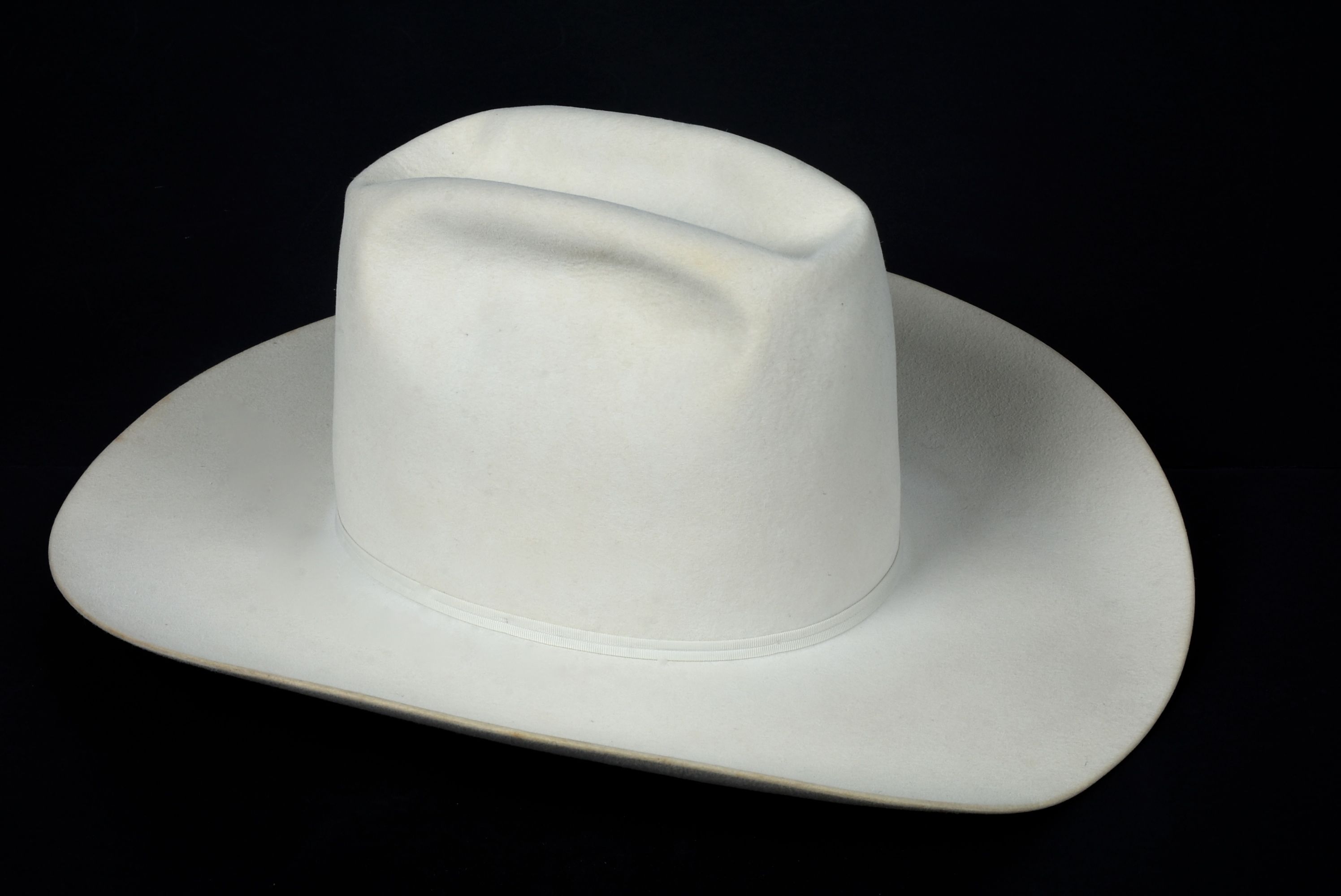 Resistol 10X Beaver Felt "Cattleman" Cowboy Hat in Natural with Personal Inscription from Ben Johnson