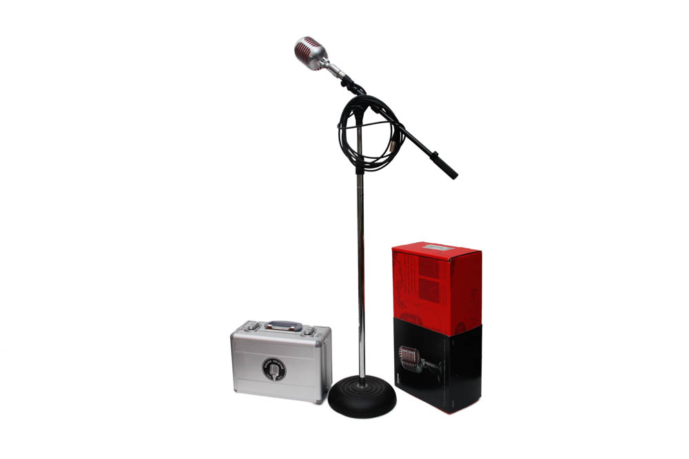 Shure Model 5575LE Unidyne Microphone, Case and Stand