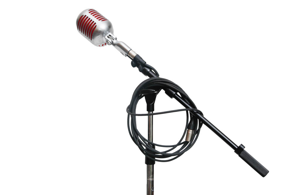 Shure Model 5575LE Unidyne Microphone, Case and Stand