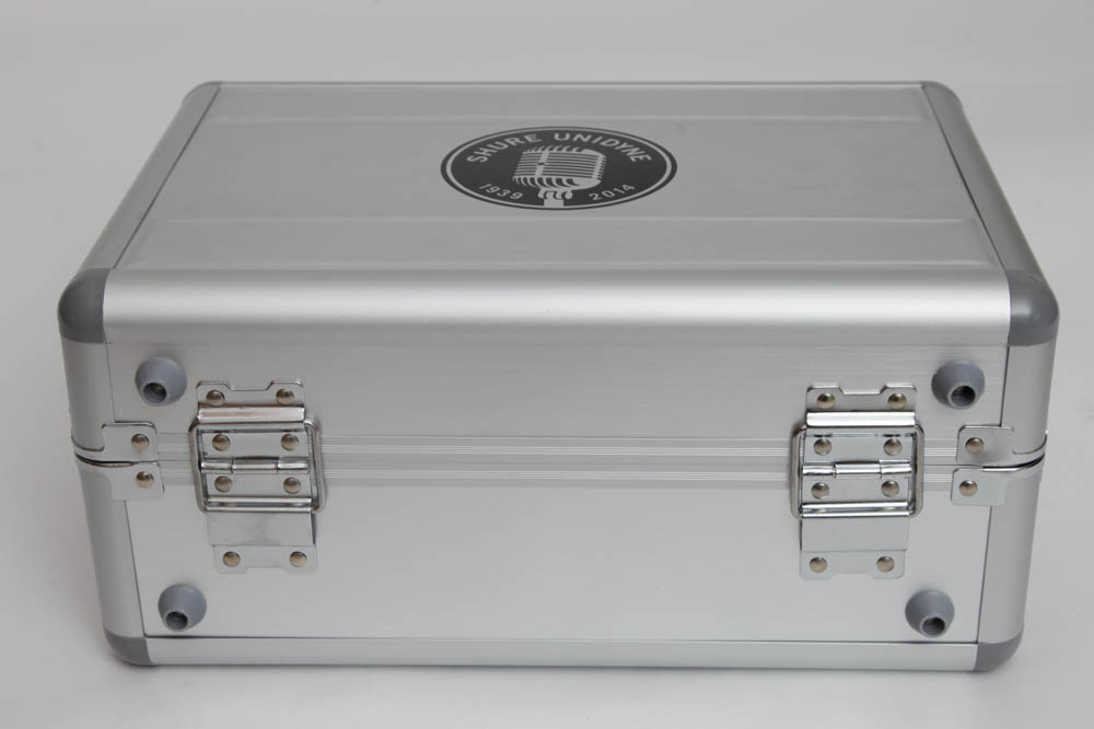 Shure Model 5575LE Unidyne Microphone, Case and Stand