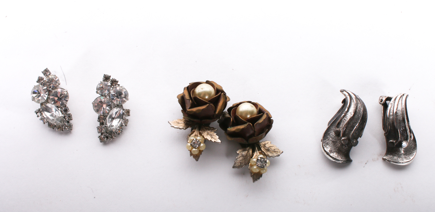 Vintage Jewelry Assortment