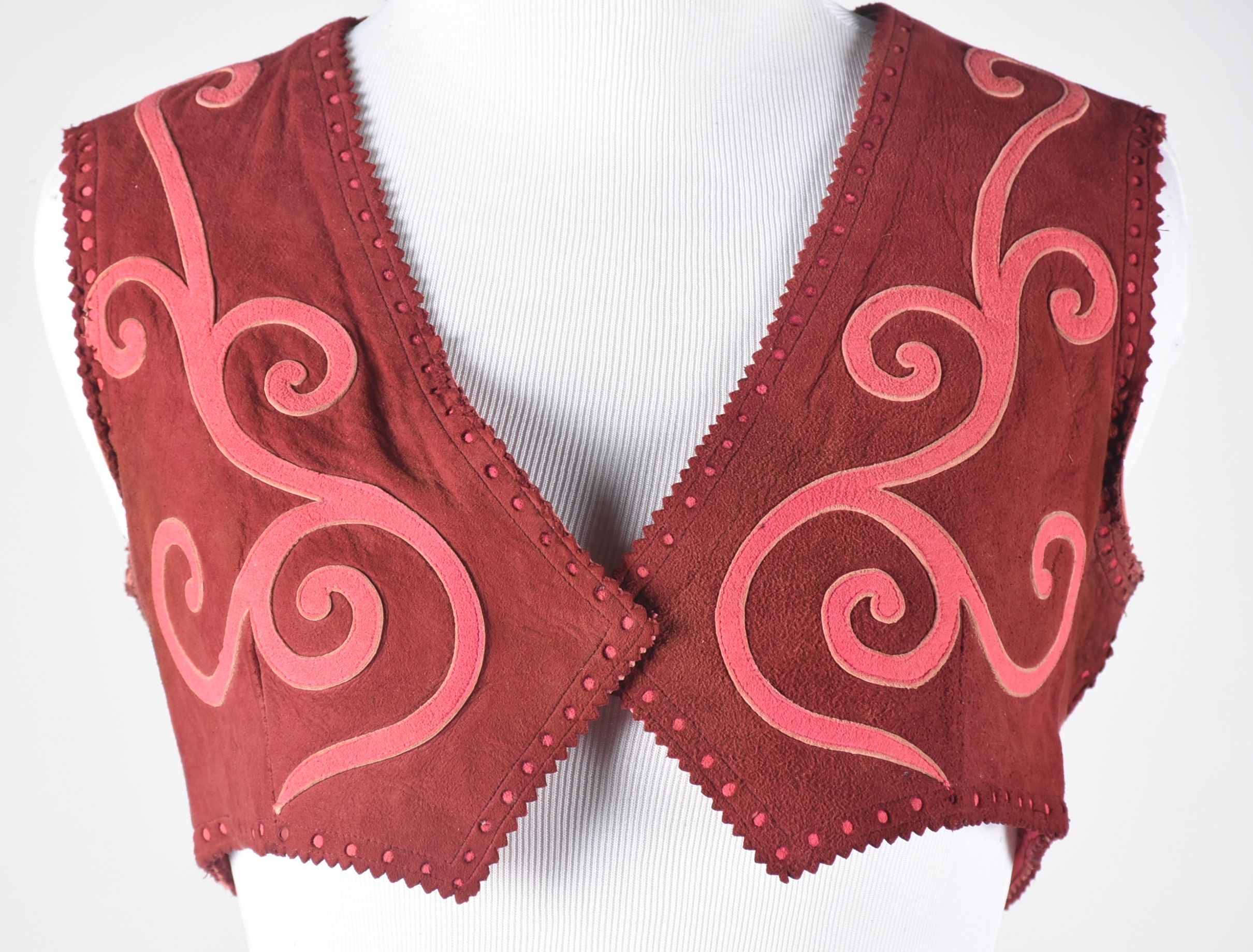 70s Vintage Suede Leather Vest Designed in Scrolls with "T" Cut Out and Fringed Tie Belt