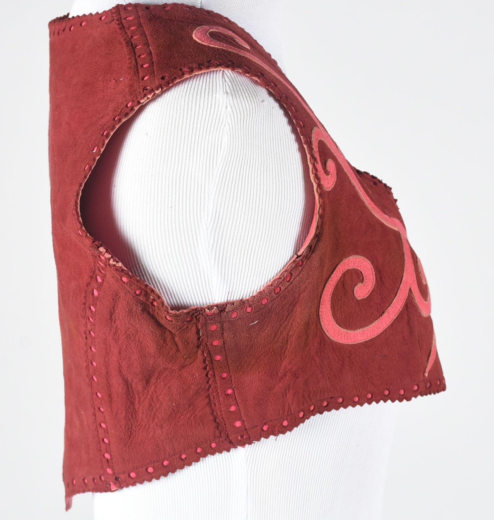 70s Vintage Suede Leather Vest Designed in Scrolls with "T" Cut Out and Fringed Tie Belt