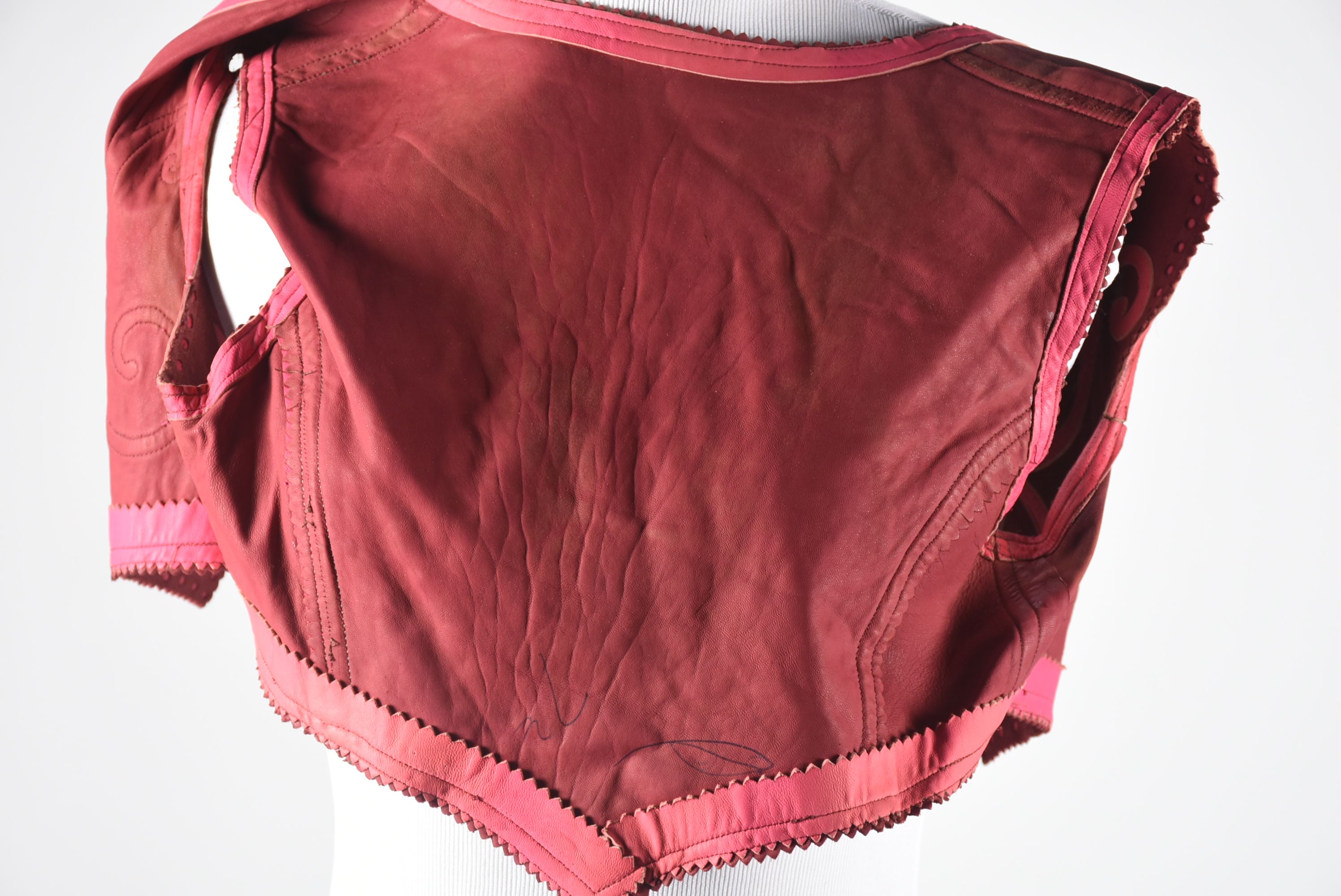 70s Vintage Suede Leather Vest Designed in Scrolls with "T" Cut Out and Fringed Tie Belt