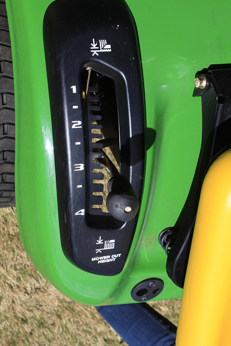 John Deere 100 Series Tractor