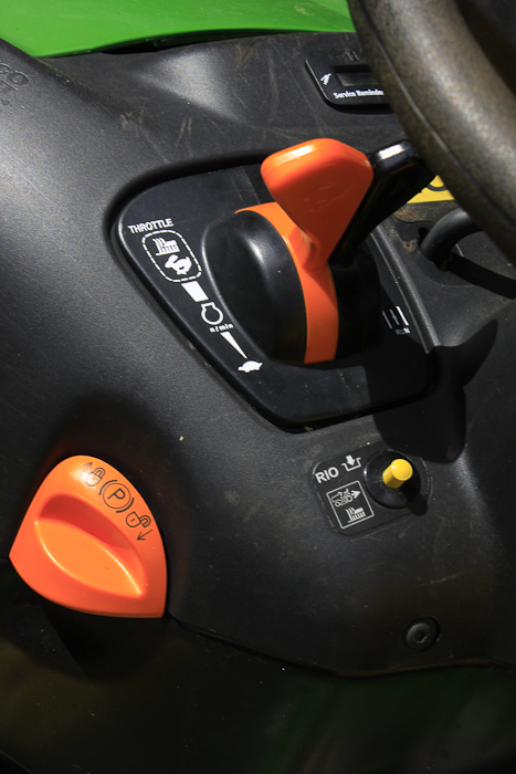 John Deere 100 Series Tractor