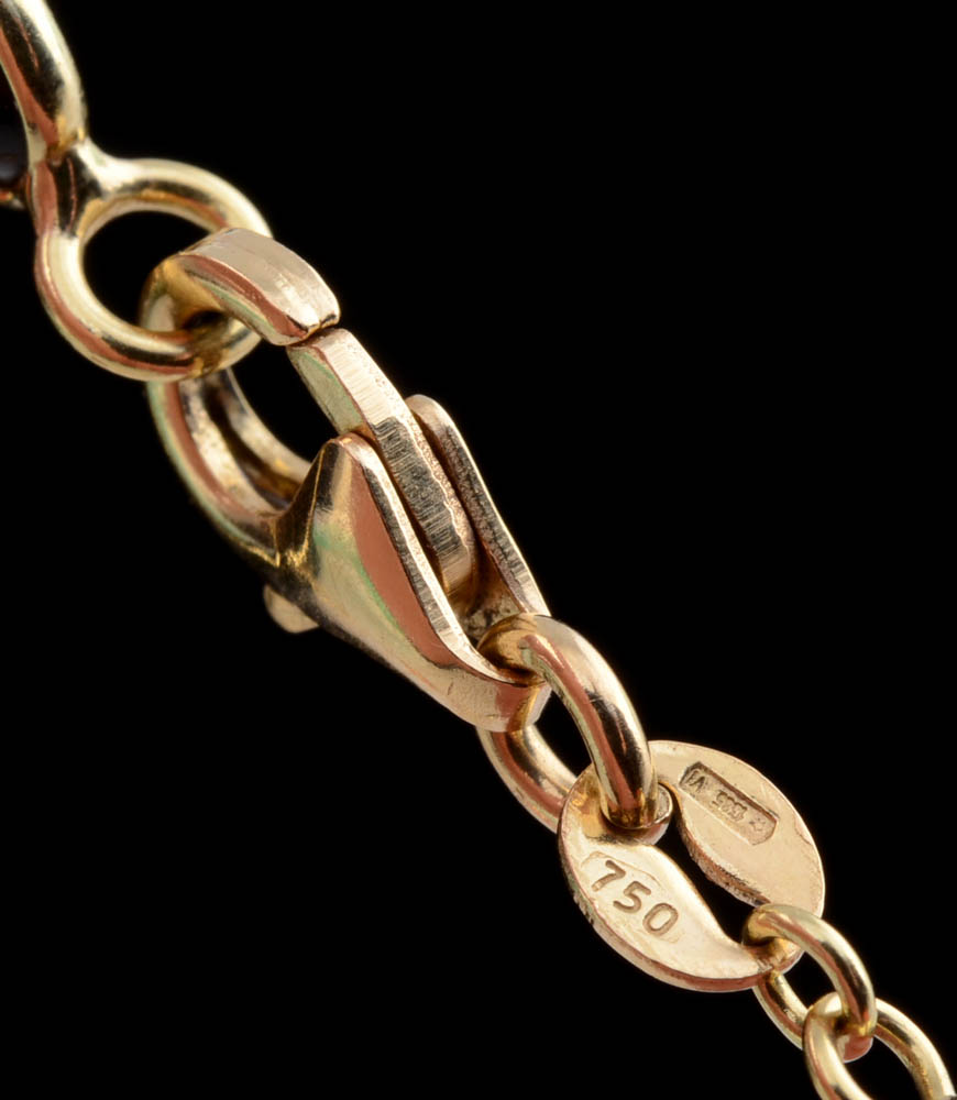 18K Yellow Gold Coral and Black Onyx Link Necklace and Bracelet Demi-Parure Set