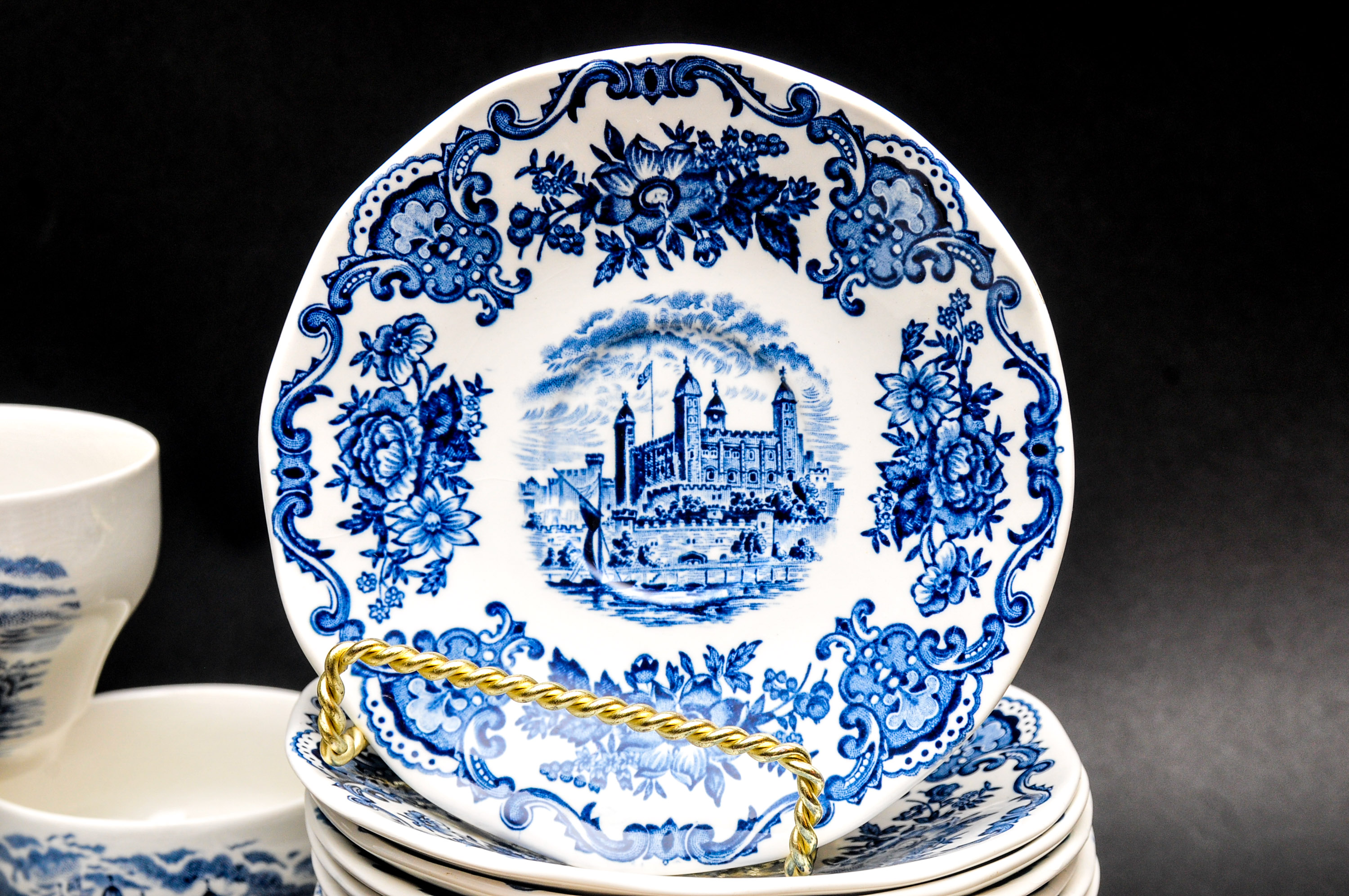 Set of "Royal Homes of Britain" Enoch Wedgwood Tunstall Ltd China