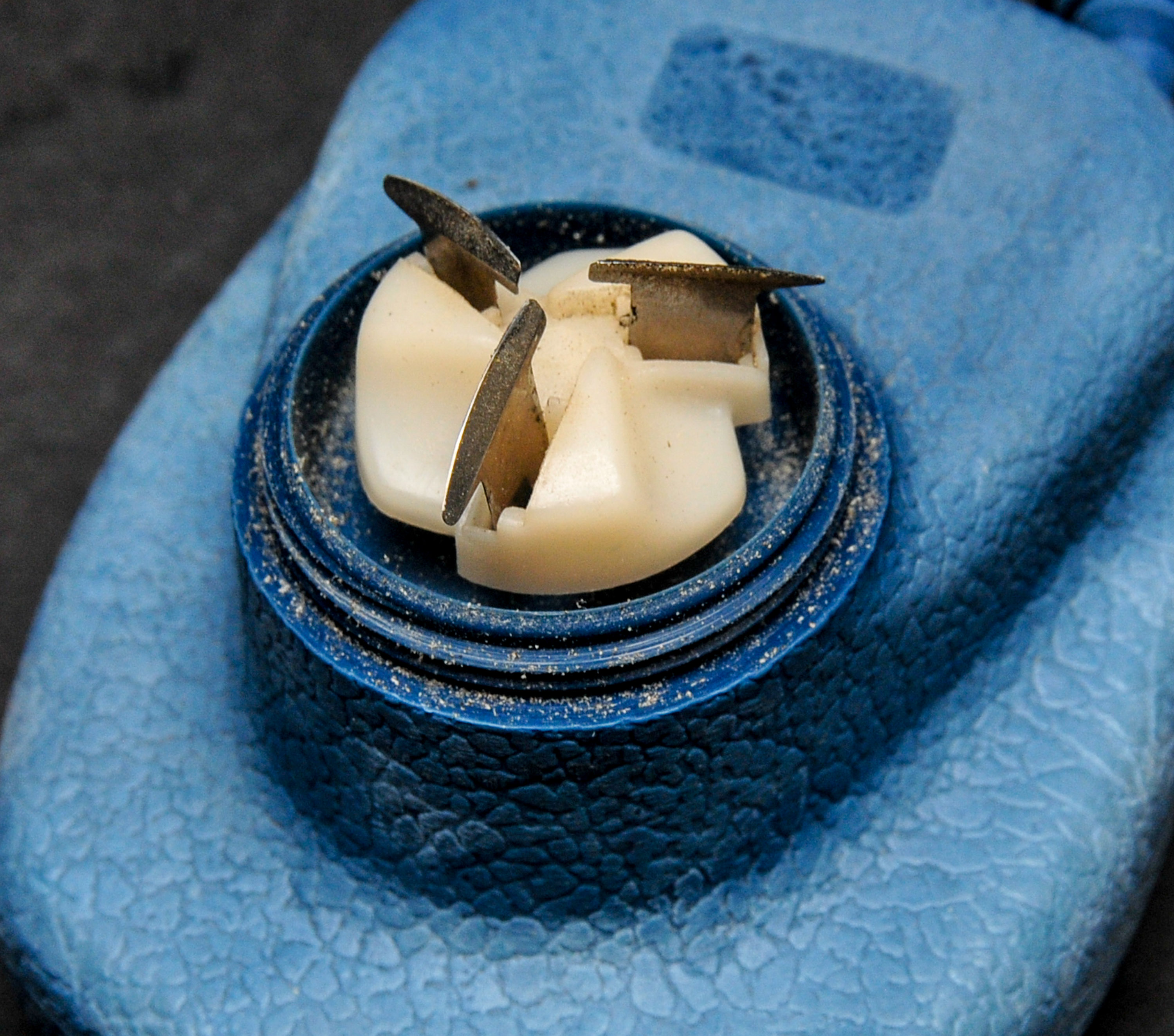 Vintage GYR 100 Sufam Pull-String Shaver