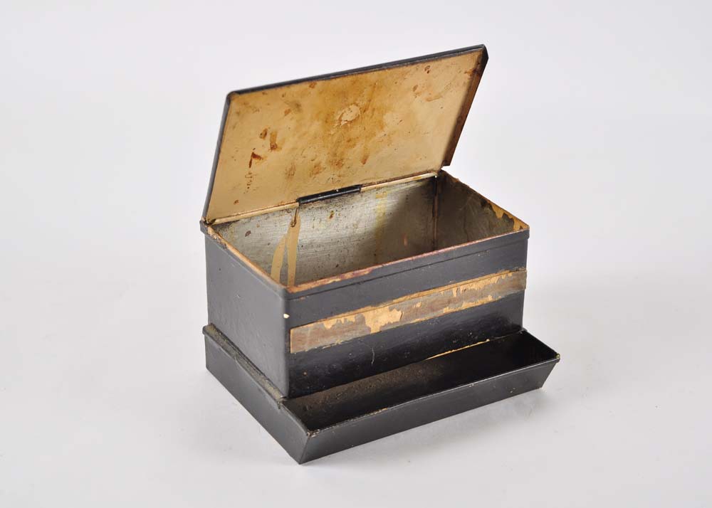 Vintage Kreamer Matchbook Holder with Striker