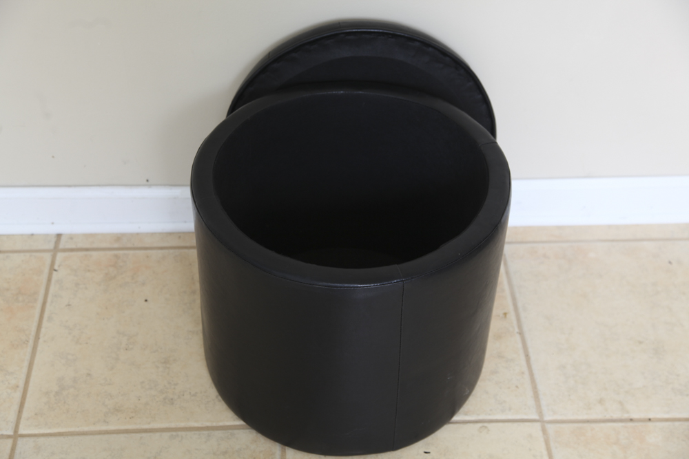 Round Tufted Ottoman