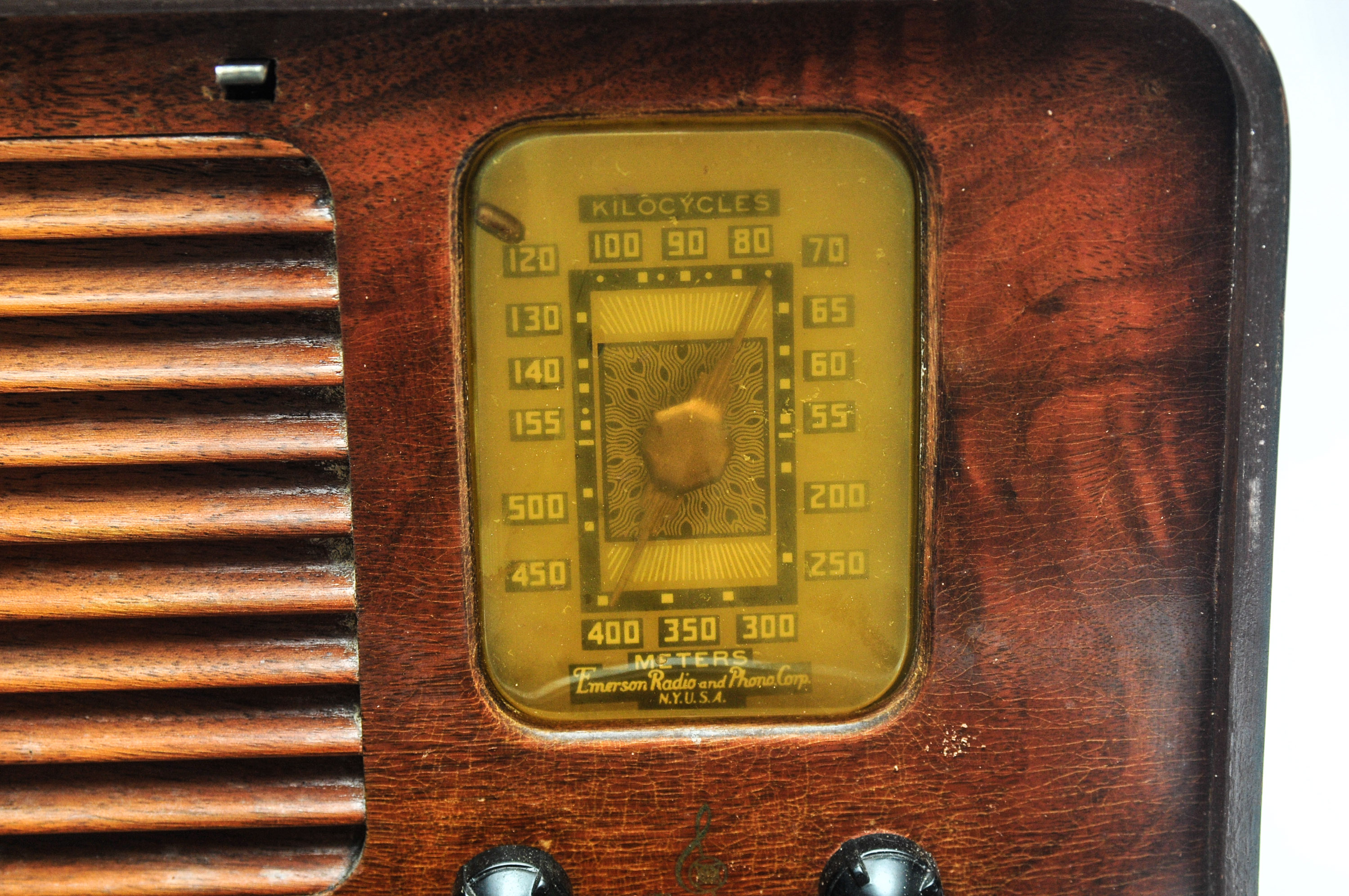 Antique Emerson Radio