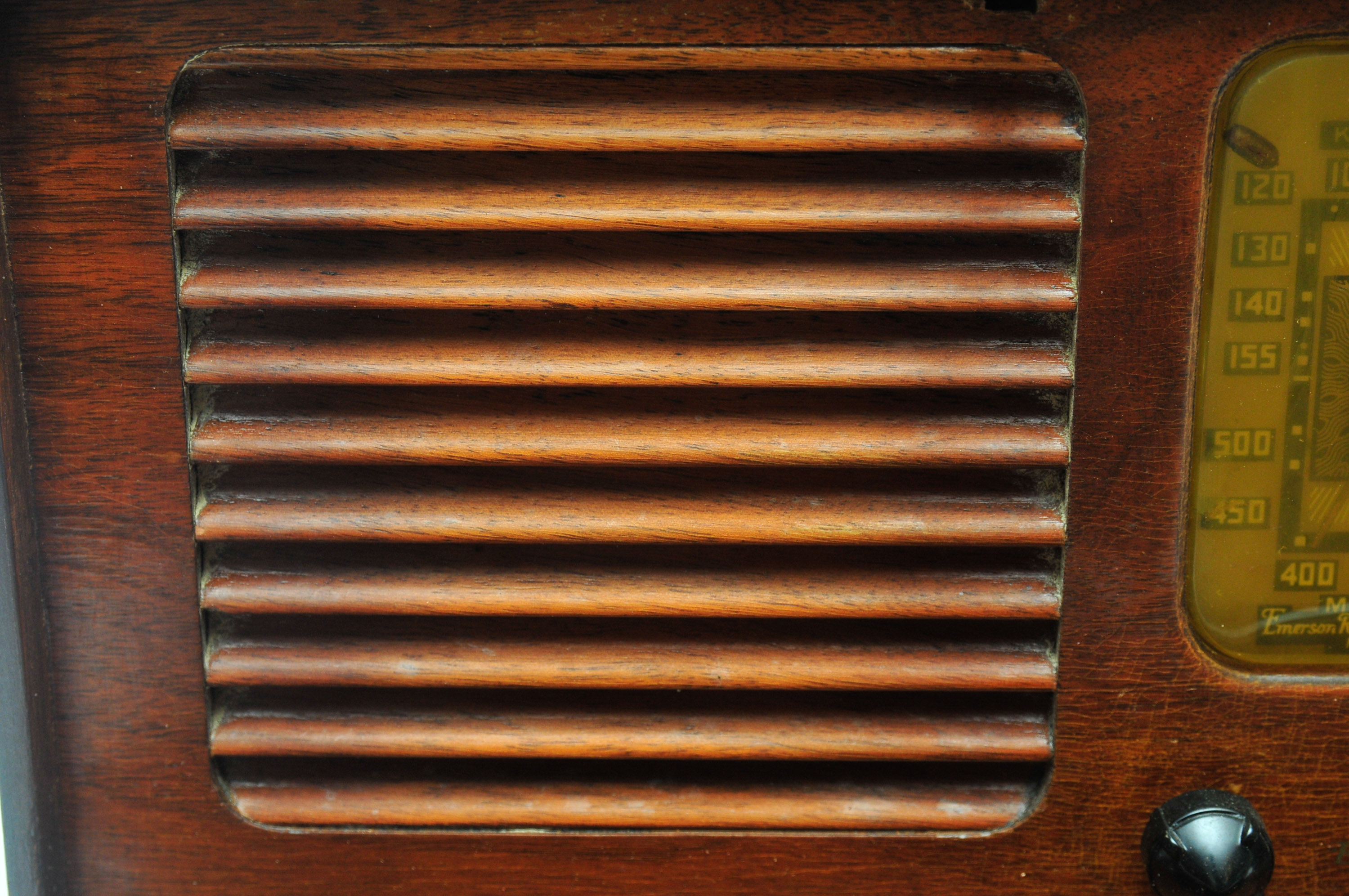 Antique Emerson Radio