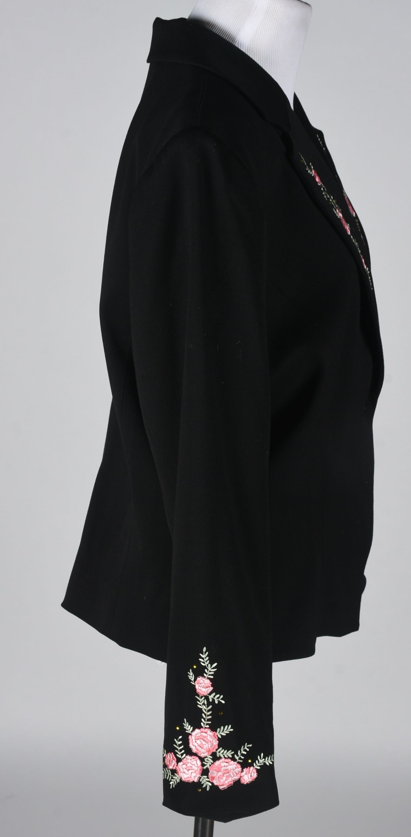 Sage West of Forth Worth, Texas Black Embroidered Jacket