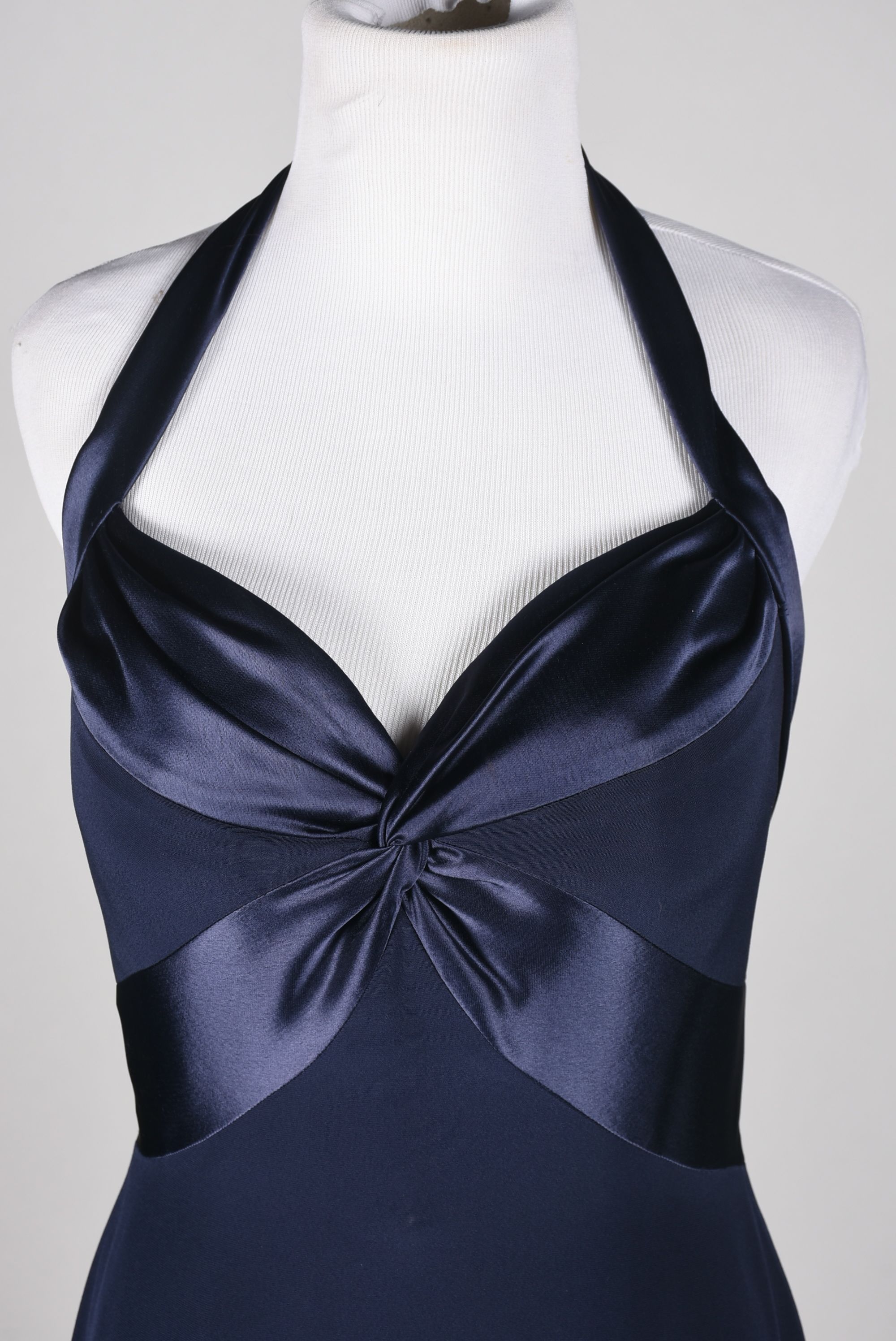 Bob Mackie Navy Blue Formal Gown Tanya Wore at The CMA Awards in 1997