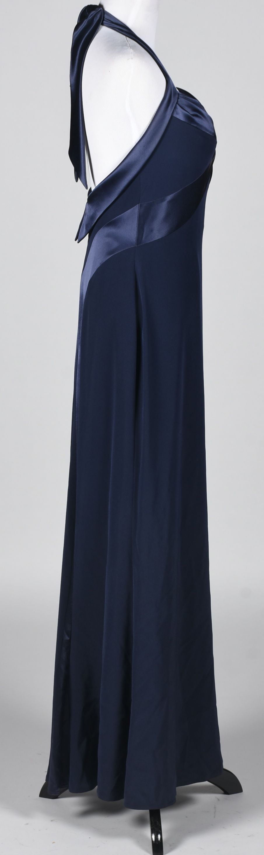 Bob Mackie Navy Blue Formal Gown Tanya Wore at The CMA Awards in 1997