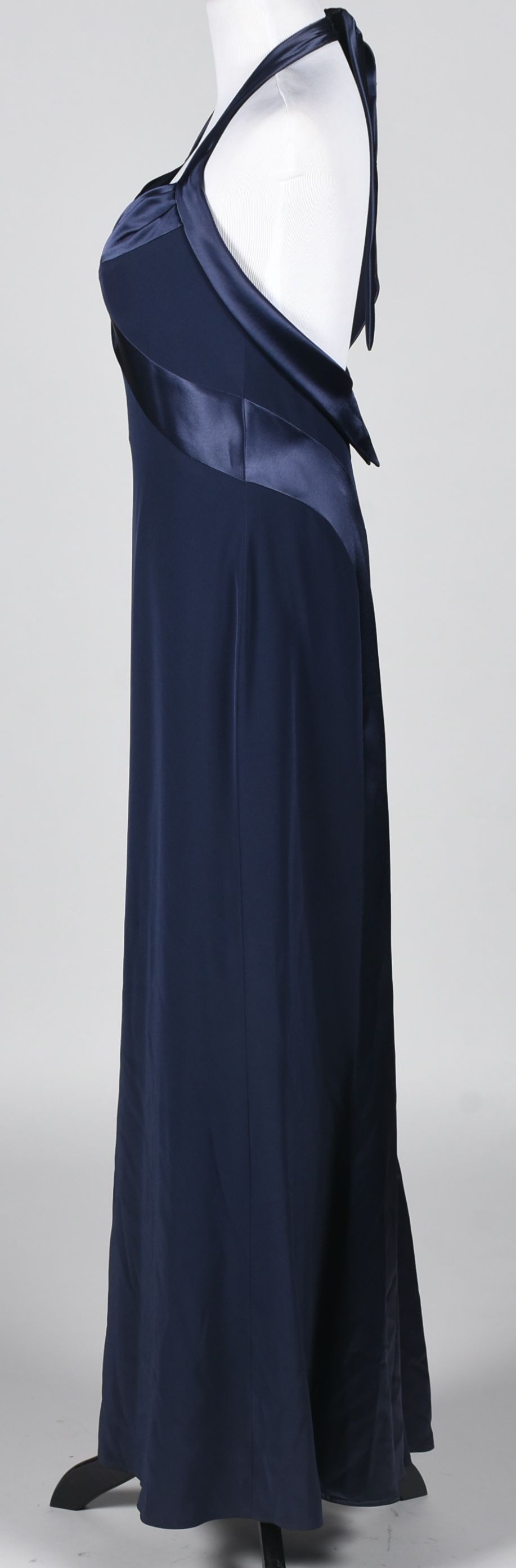 Bob Mackie Navy Blue Formal Gown Tanya Wore at The CMA Awards in 1997