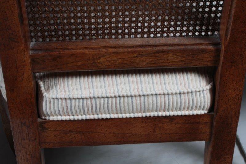 Tryon by Drexel Dining Table with Six Chairs