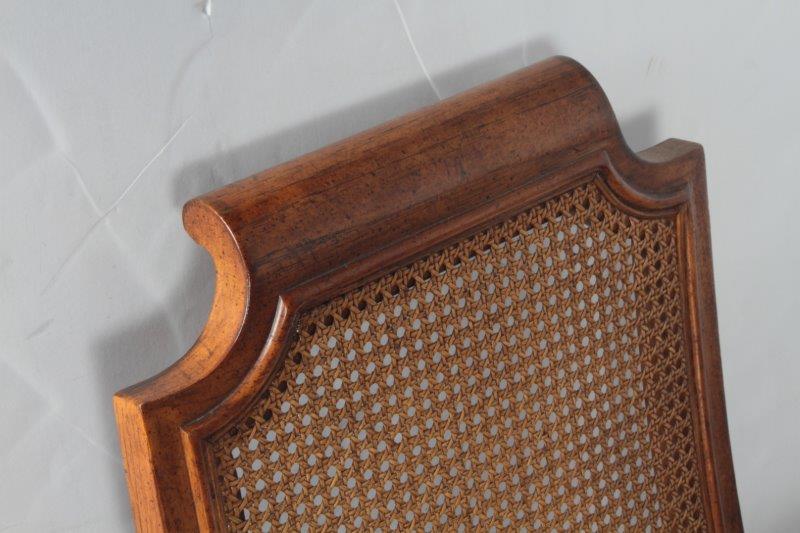 Tryon by Drexel Dining Table with Six Chairs