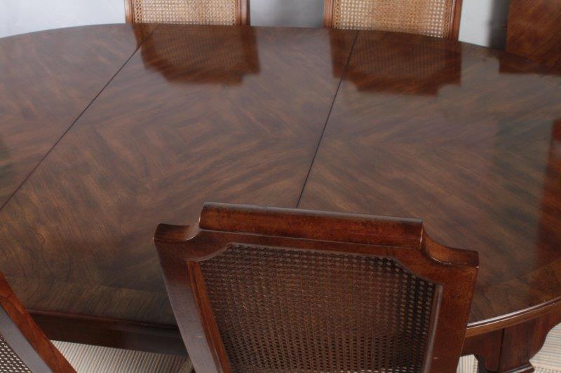 Tryon by Drexel Dining Table with Six Chairs