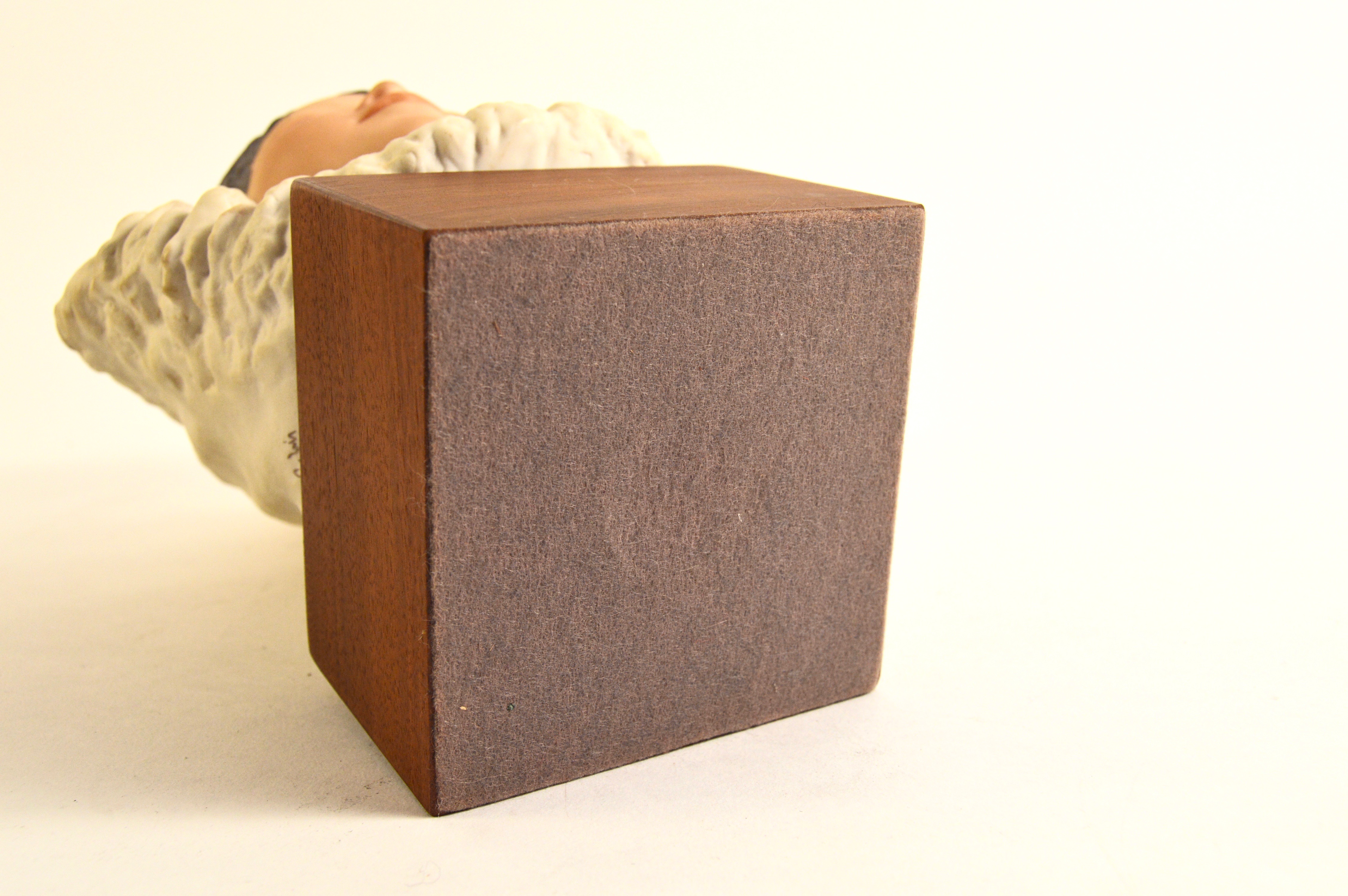 Cybis Porcelain Eskimo Child Show Buntins Bust Statue