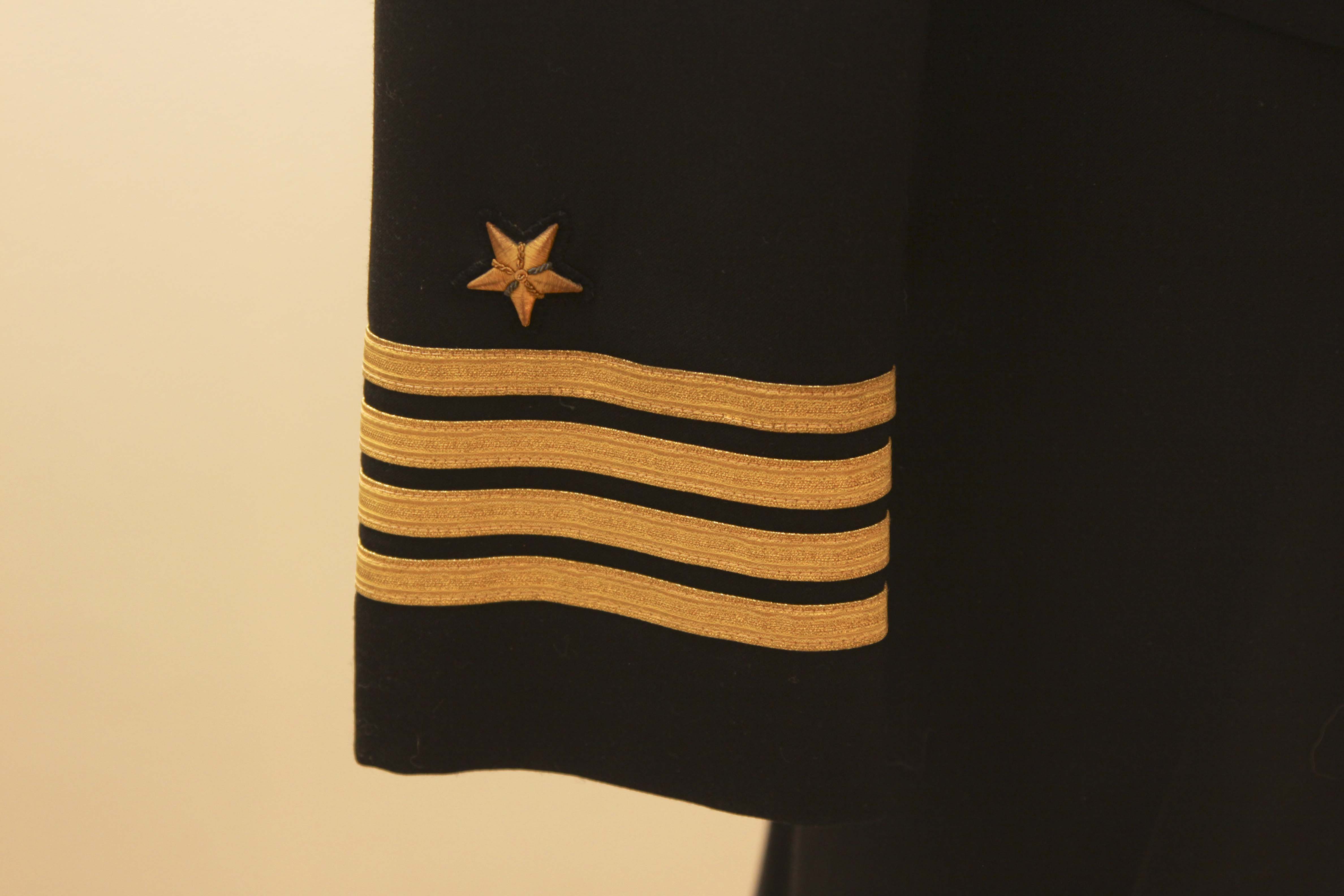 U.S. Navy Military Commander Formal 'Dress Blues' Uniform