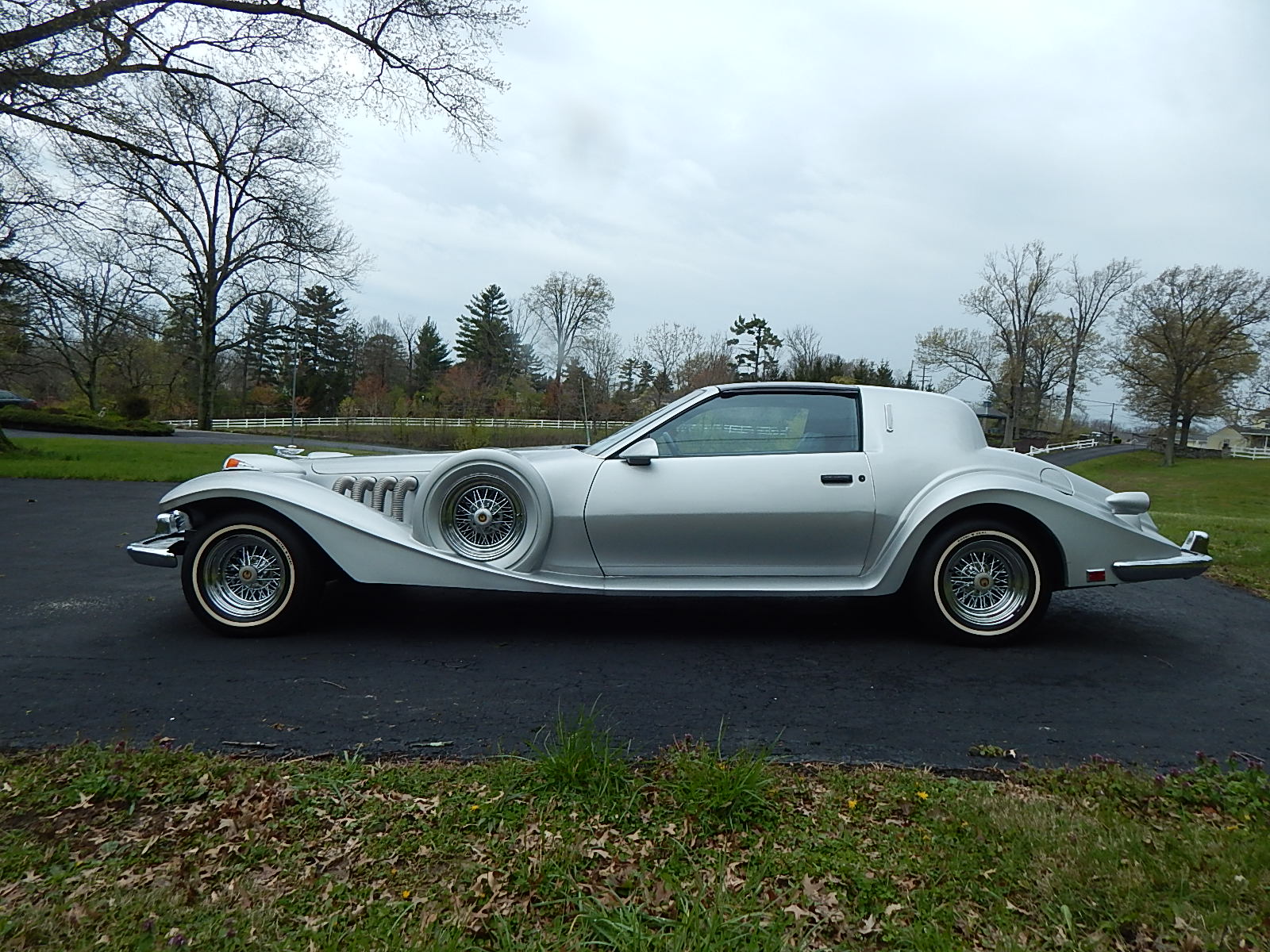 1989 Johnson Motor Company "Phantom Classic"