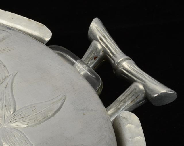 1950s Everlast Forged Aluminum Covered Casserole Dish and Tray