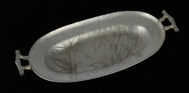 1950s Everlast Forged Aluminum Covered Casserole Dish and Tray