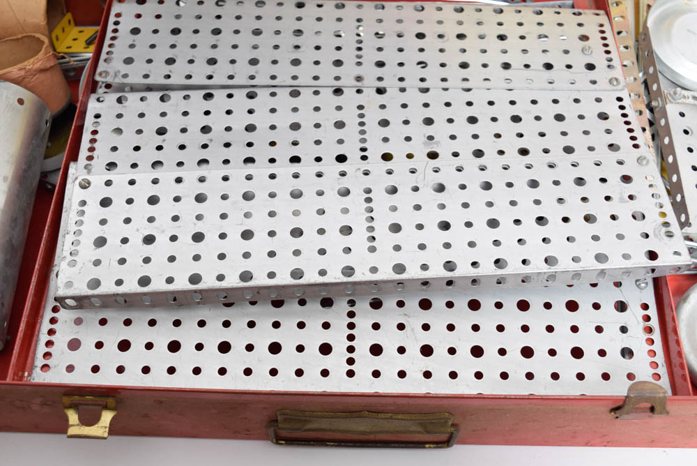 1950s A.C. Gilbert Company 8 1/2 Erector Set